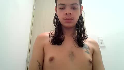 Snapshot of jhony_fucker chatting on February 25, 5:19 pm jhony_fucker online show from February 25, 5:19 pm