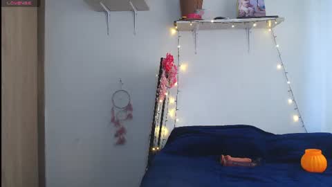 Emma online show from July 24, 9:45 pm