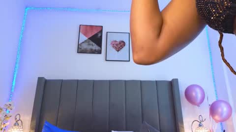 jiah online show from March 8, 2:04 am