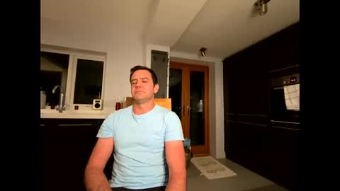 jigster73 online show from April 11, 9:19 pm