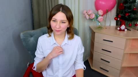 jill_coy_ online show from December 13, 2:05 pm