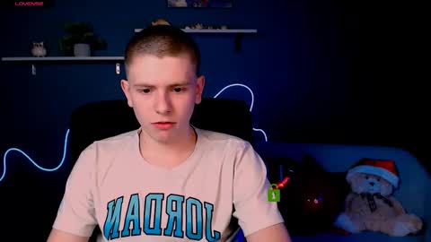 Snapshot of jimmie_hot chatting on February 21, 8:16 pm your dream  online show from February 21, 8:16 pm