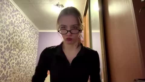 Josseline online show from March 7, 3:23 pm