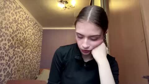 Josseline online show from March 5, 2:26 pm