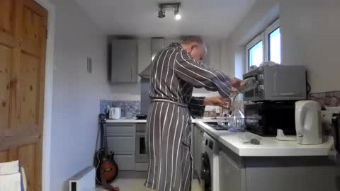 Jimmy Benido online show from March 23, 5:40 pm