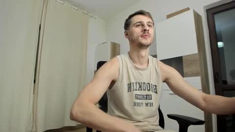 AlphaJimmy online show from November 12, 6:43 pm