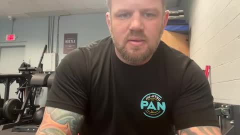 jitzgolfer online show from November 20, 2:47 pm