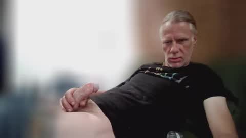 jizzmitten5 online show from November 26, 5:26 am