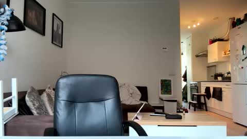 jjd8 online show from October 30, 9:10 am