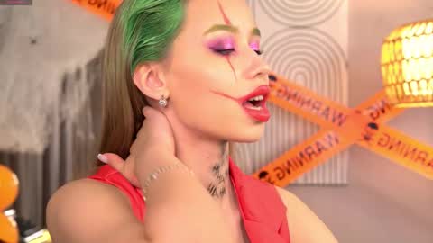 Jenny online show from October 31, 8:59 am