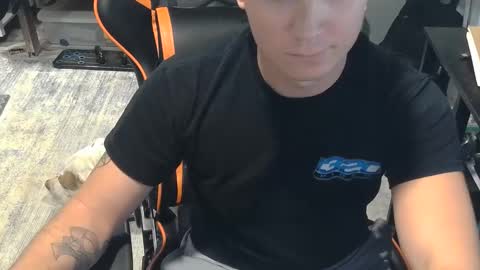 Snapshot of jjhynes402 chatting on September 22, 8:24 pm Jake online show from September 22, 8:24 pm