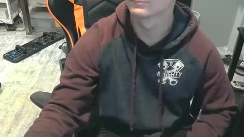 Snapshot of jjhynes402 chatting on October 27, 6:41 pm Jake online show from October 27, 6:41 pm