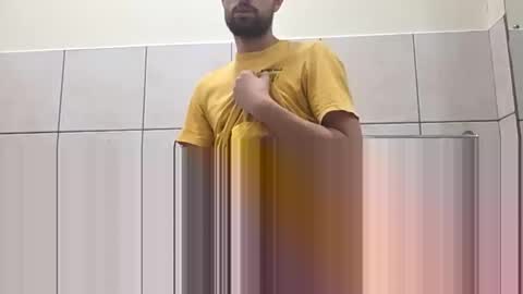 jjj963733 online show from April 26, 6:33 am