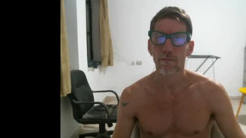 jlmbud online show from December 7, 10:12 pm