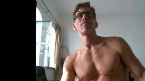 jlmbud online show from October 23, 11:12 am