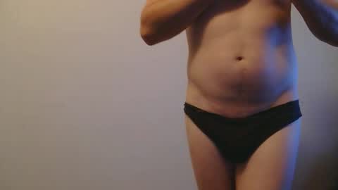 tip me online show from February 28, 9:57 am