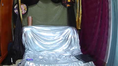 Miguel    ONLYFANS   THECRAZYADAM online show from February 27, 2:48 am