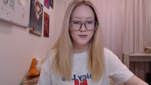 joan_kiss online show from February 27, 1:26 pm