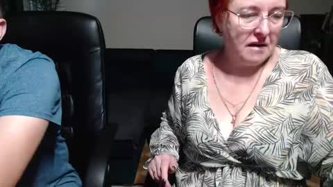 Joanna and Greg online show from October 26, 8:15 am