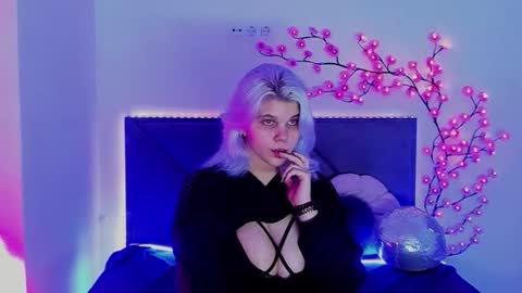 Joann online show from March 30, 7:25 pm