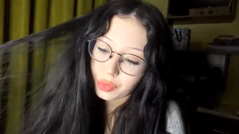 Kate  online show from January 15, 1:20 pm