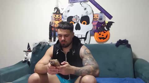 Tiberius online show from November 9, 2:53 pm