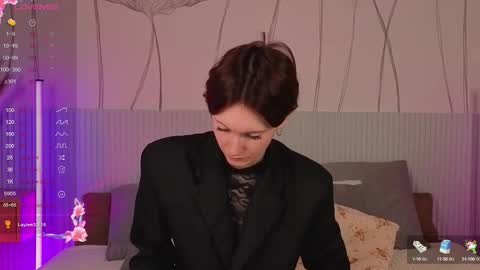 Snapshot of joe___joe chatting on October 6, 4:19 am Joe online show from October 6, 4:19 am