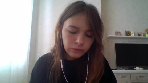 Jennifer online show from September 23, 11:26 am