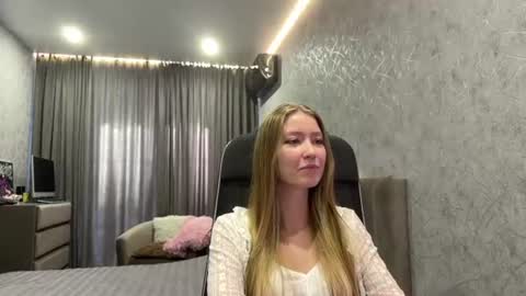 Joellysmy name is actually diana  online show from July 15, 12:43 pm