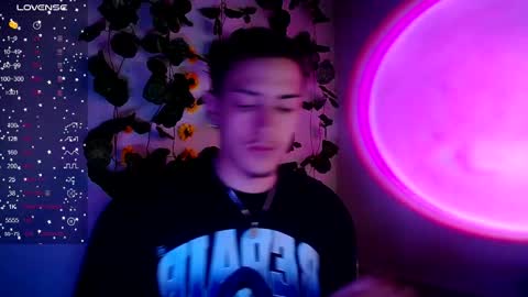 johan_parker222 online show from September 18, 11:09 pm