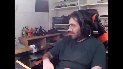 john online show from November 7, 5:43 am