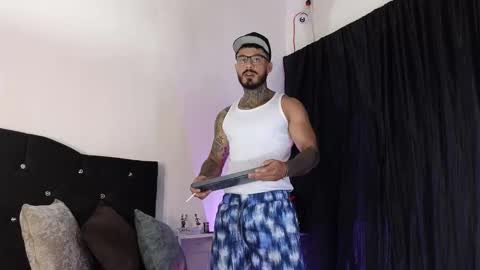 John  online show from October 23, 11:23 am