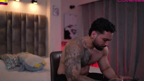 john online show from April 28, 3:00 am