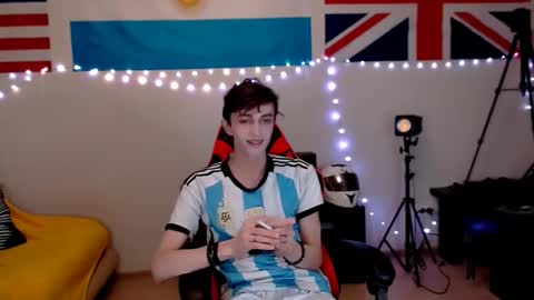 john_winx online show from March 5, 7:45 pm