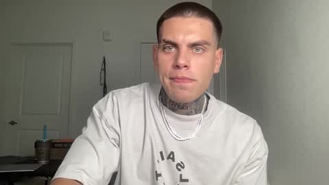 Snapshot of johnafterdark chatting on September 14, 12:02 am JAXX online show from September 14, 12:02 am