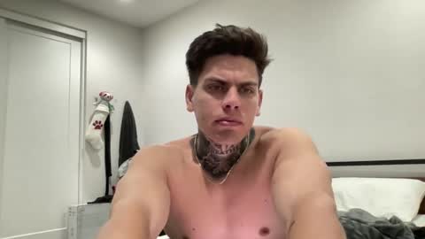 Snapshot of johnafterdark chatting on December 25, 1:42 am JAXX online show from December 25, 1:42 am