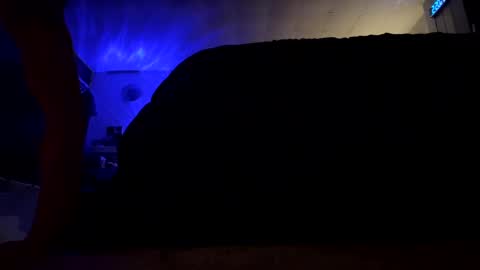 bisexual King  online show from December 9, 7:17 am