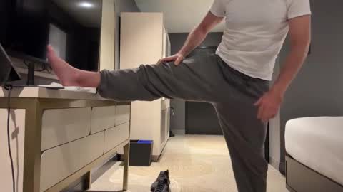 J online show from October 23, 10:50 am