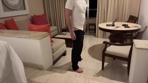 J online show from February 28, 3:37 am