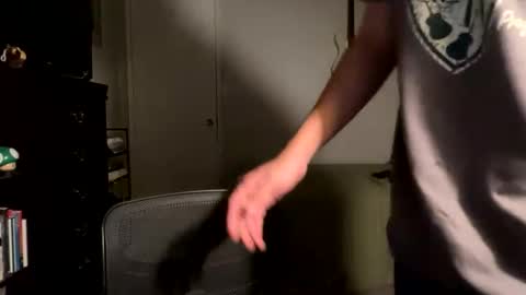 Snapshot of johnj188 chatting on October 19, 7:24 am johnj188 online show from October 19, 7:24 am