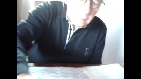 johnjohn6226 online show from November 18, 2:20 pm