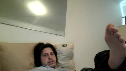 Snapshot of johnjohn90909 chatting on February 26, 3:21 pm johnjohn online show from February 26, 3:21 pm