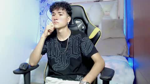 Snapshot of johnny_cagee chatting on October 26, 5:41 am johnny_cagee online show from October 26, 5:41 am