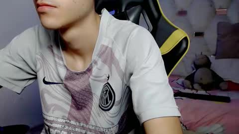 johnny_cagee online show from November 28, 6:43 am