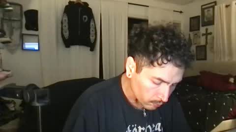 JohnnyDeep66 online show from December 3, 10:05 am