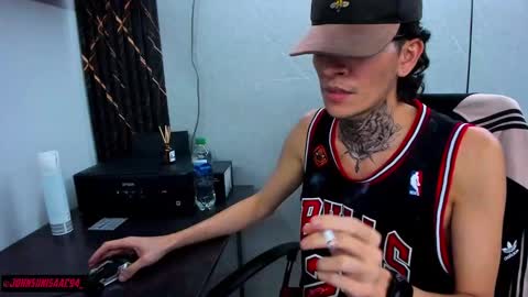 johnsonisaac94  online show from March 3, 5:09 am