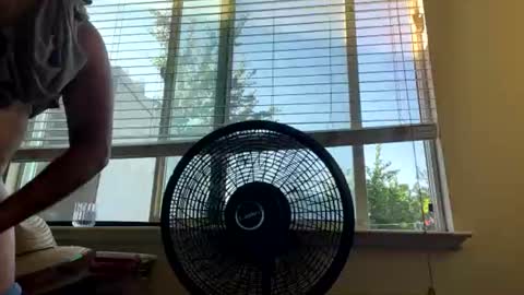 johny1959 online show from July 17, 2:13 am