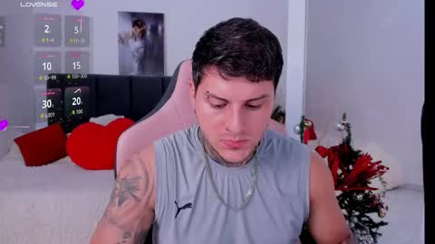 Johny online show from December 14, 8:59 pm