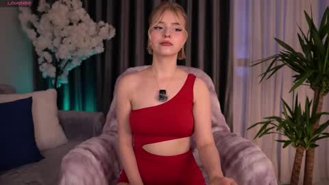 Snapshot of joice_queen chatting on September 27, 3:15 am Paula online show from September 27, 3:15 am