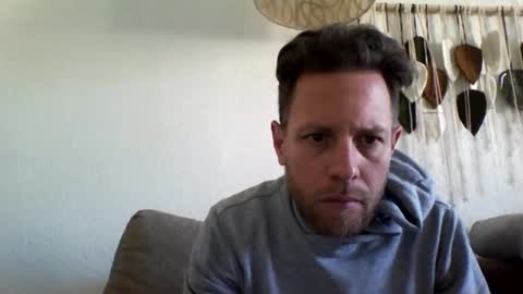 jojo19844 online show from April 23, 8:22 am